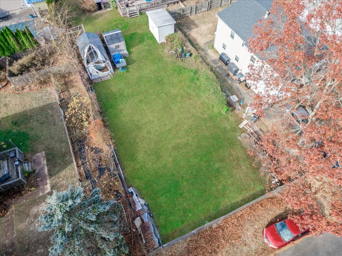 #5 photo, 00 Maplewood Drive, サフォーク郡 Shirley , NY 11967