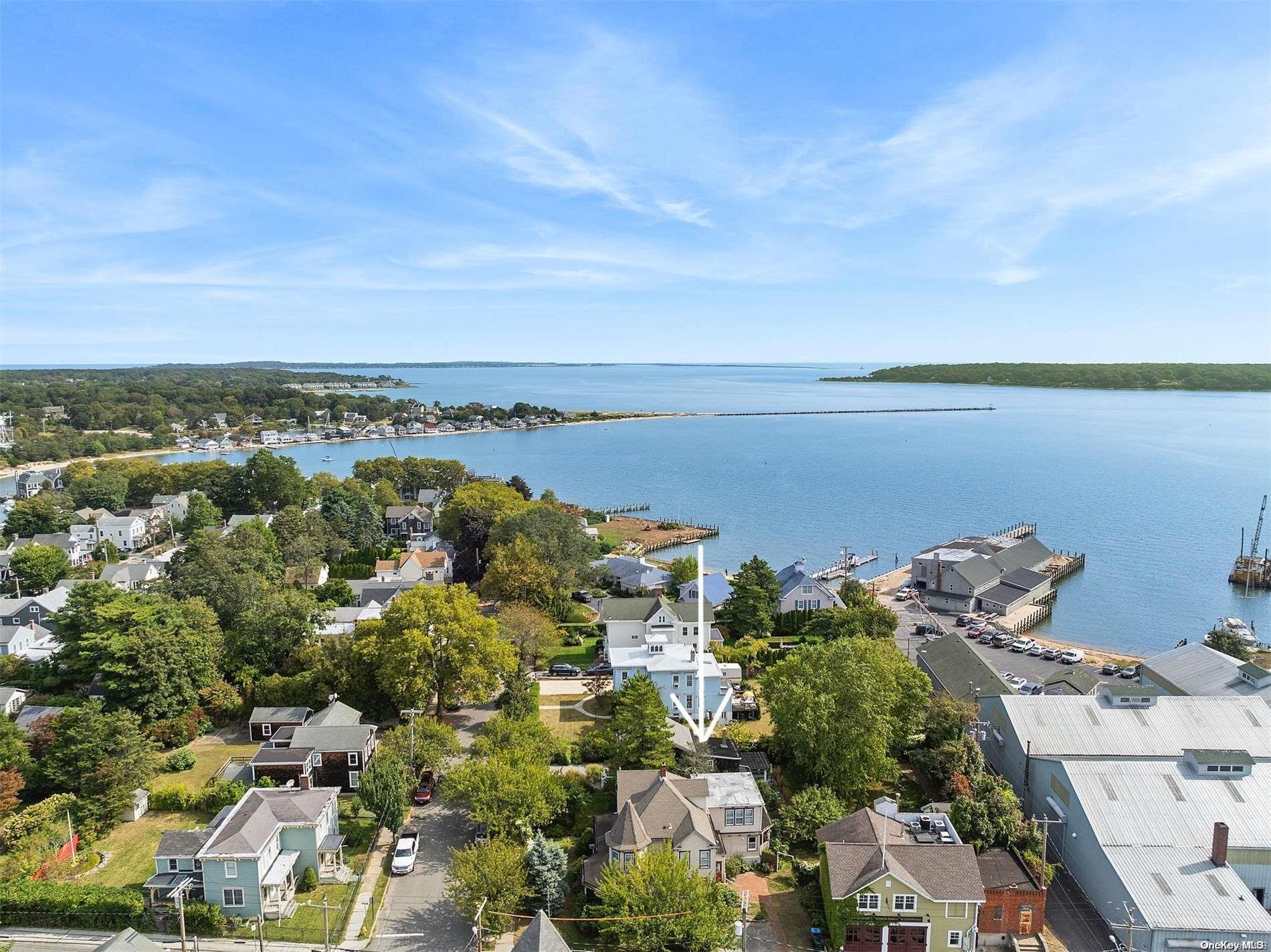 #17 photo, 151 Bay Avenue, サフォーク郡 Greenport , NY 11944