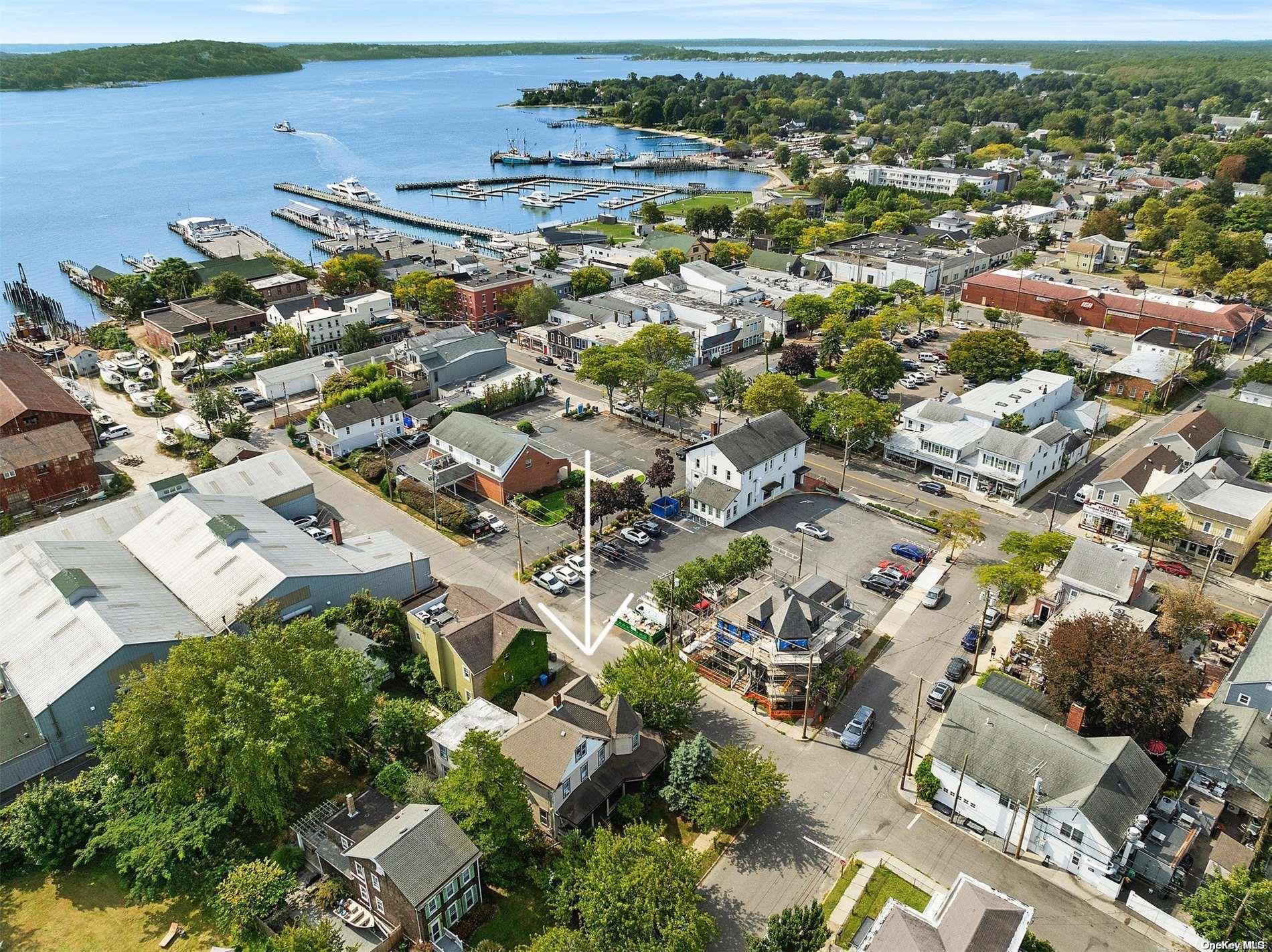 #18 photo, 151 Bay Avenue, サフォーク郡 Greenport , NY 11944