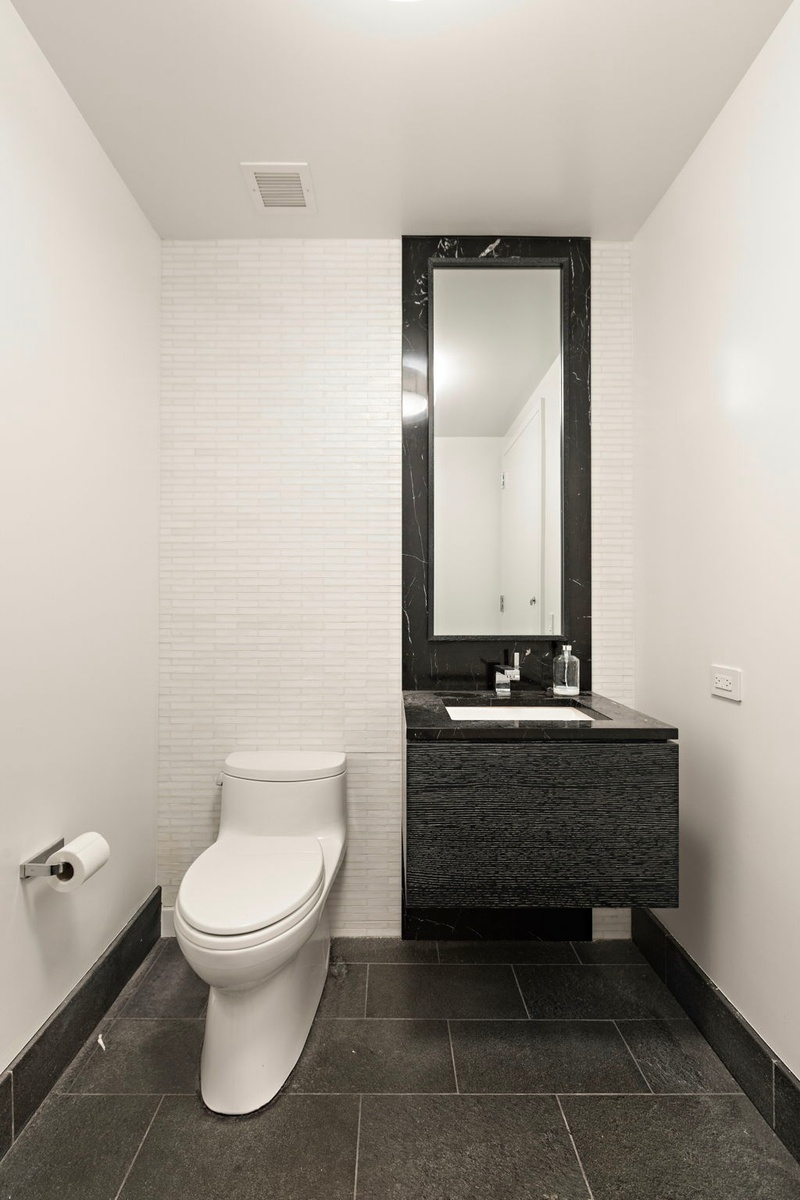 #8 photo, 50 Riverside Boulevard, マンハッタン Lincoln Square , NY 10069