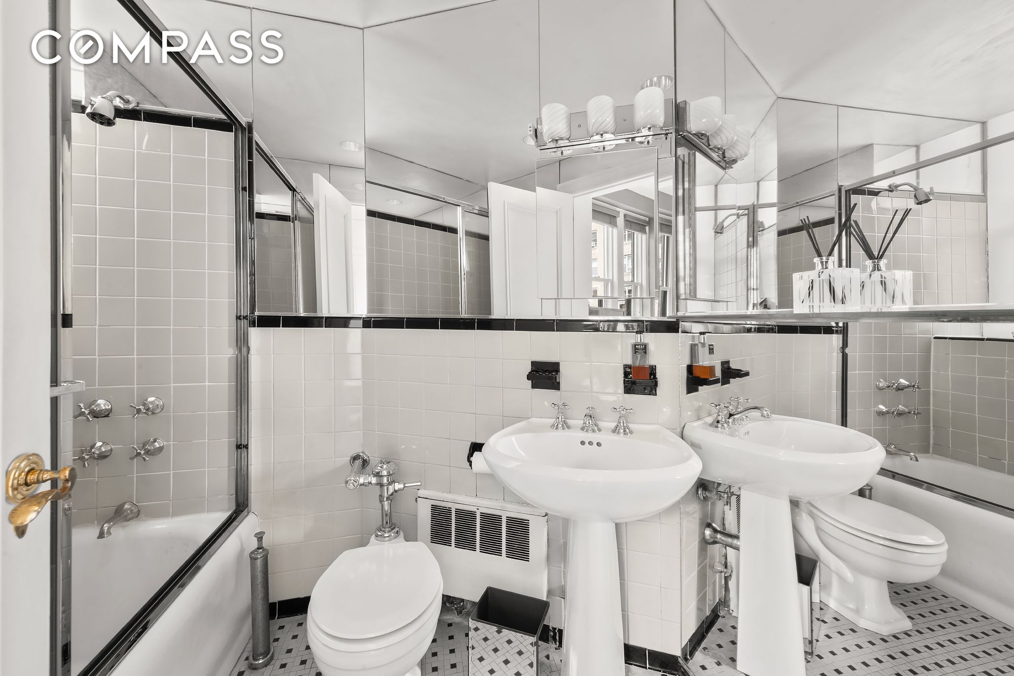 #10 photo, 31 E 72nd Street, Lenox Hill , NY 10021