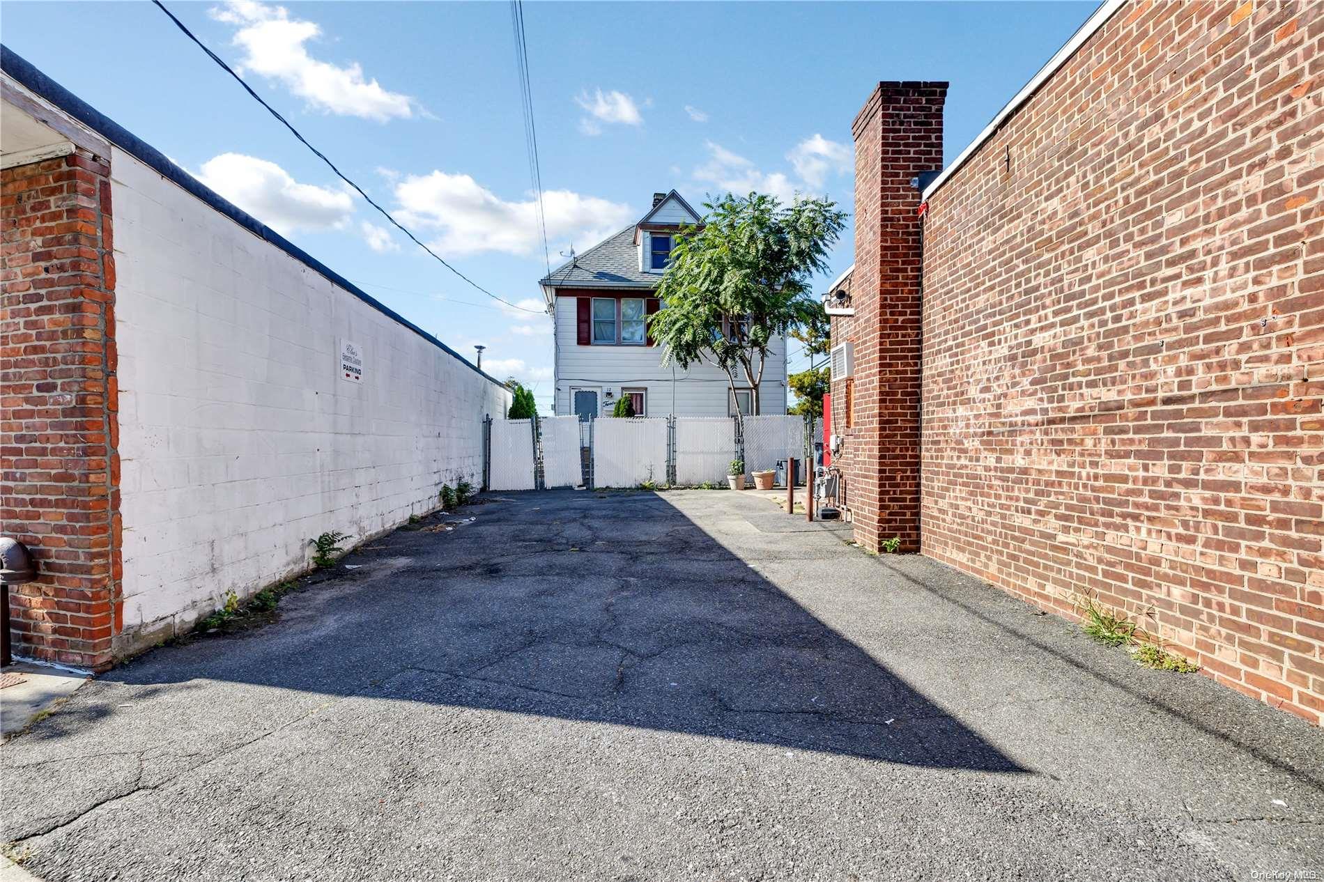 #15 photo, 12 Centre Avenue, ナッソー郡 East Rockaway , NY 11518