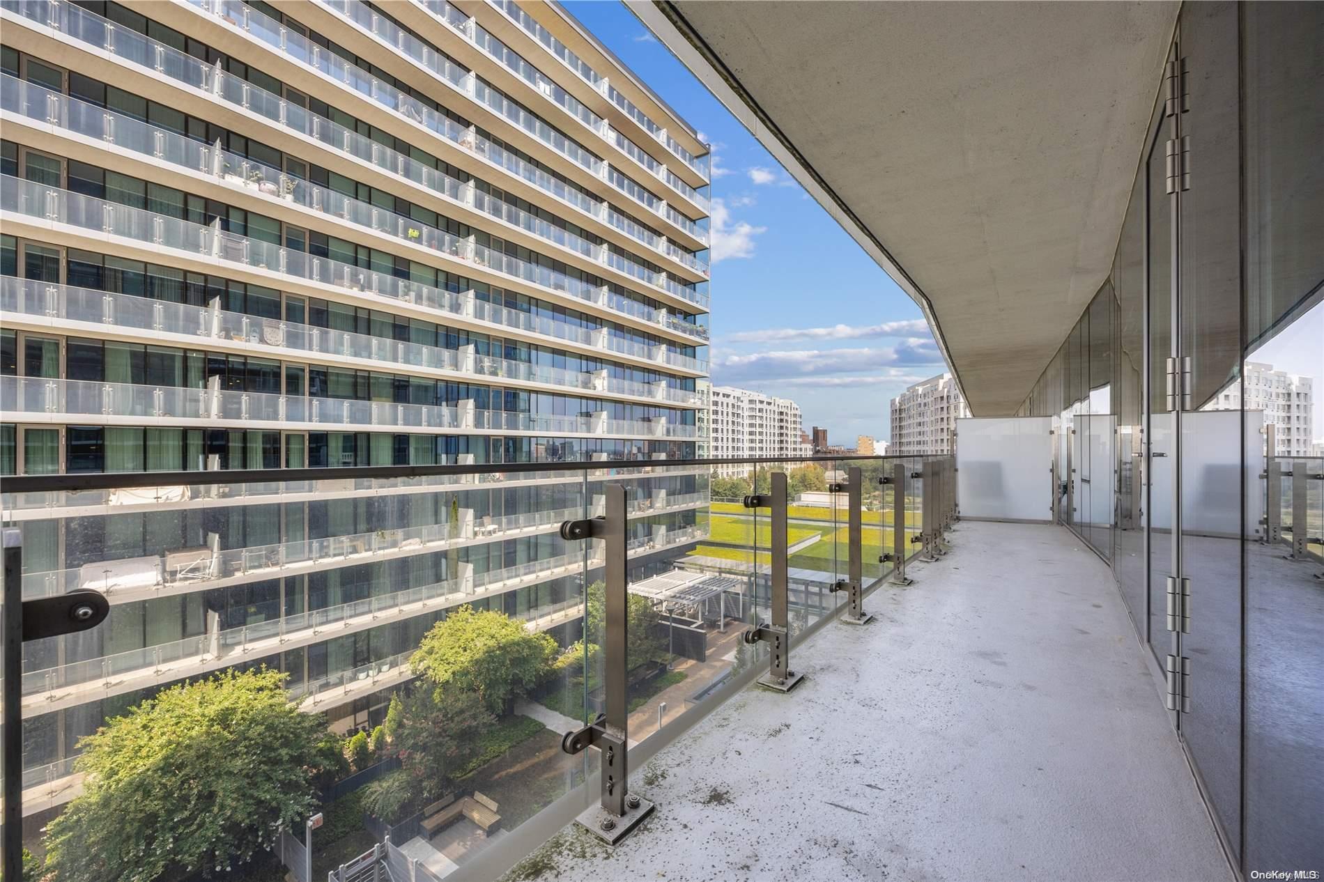 #17 photo, 131-01 40th Road, Flushing , NY 11354