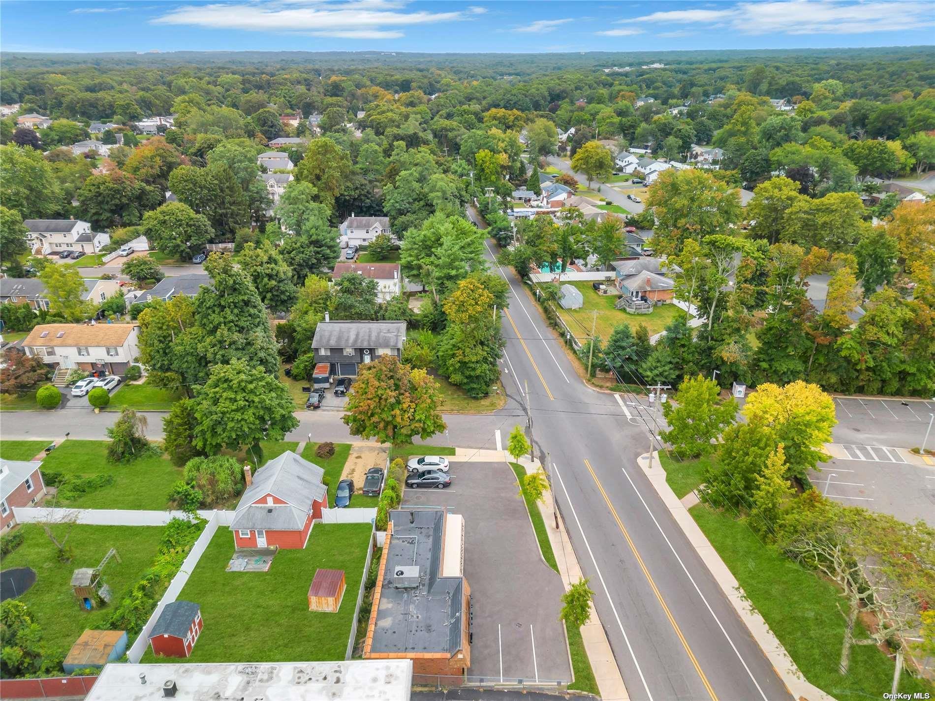 #13 photo, 1221 Route 25A, サフォーク郡 Smithtown , NY 11787