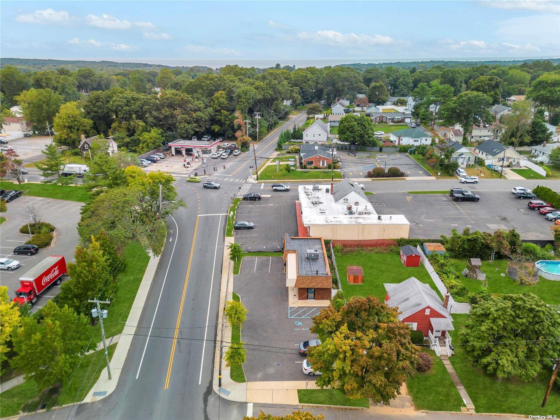 #14 photo, 1221 Route 25A, サフォーク郡 Smithtown , NY 11787