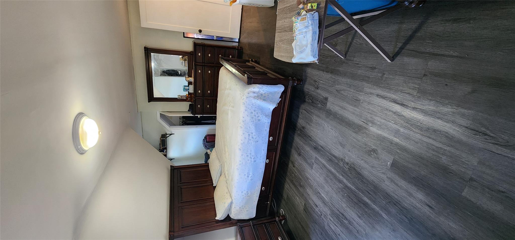 #13 photo, 182 Long Beach Road, Hempstead , NY 11550