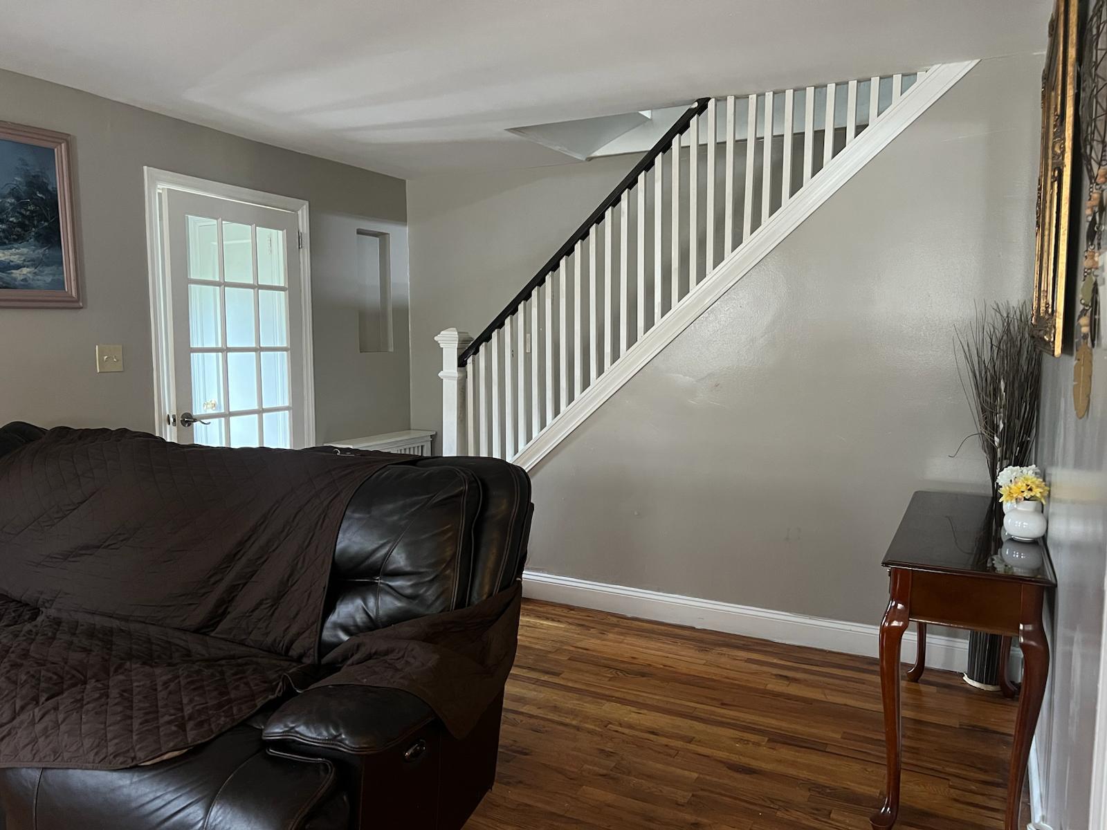 #3 photo, 182 Long Beach Road, Hempstead , NY 11550