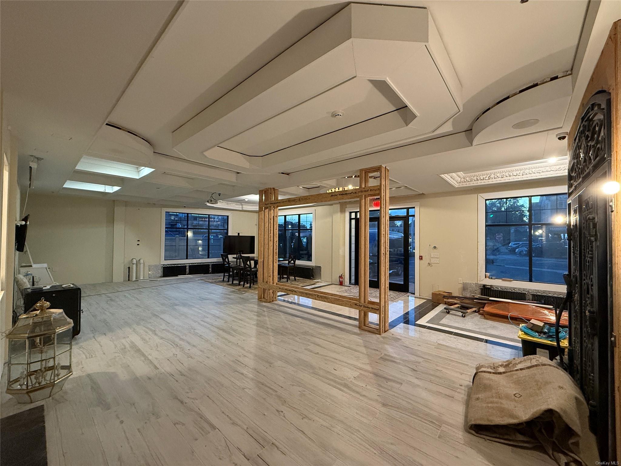 #15 photo, 342 Post Avenue, ナッソー郡 Westbury , NY 11590