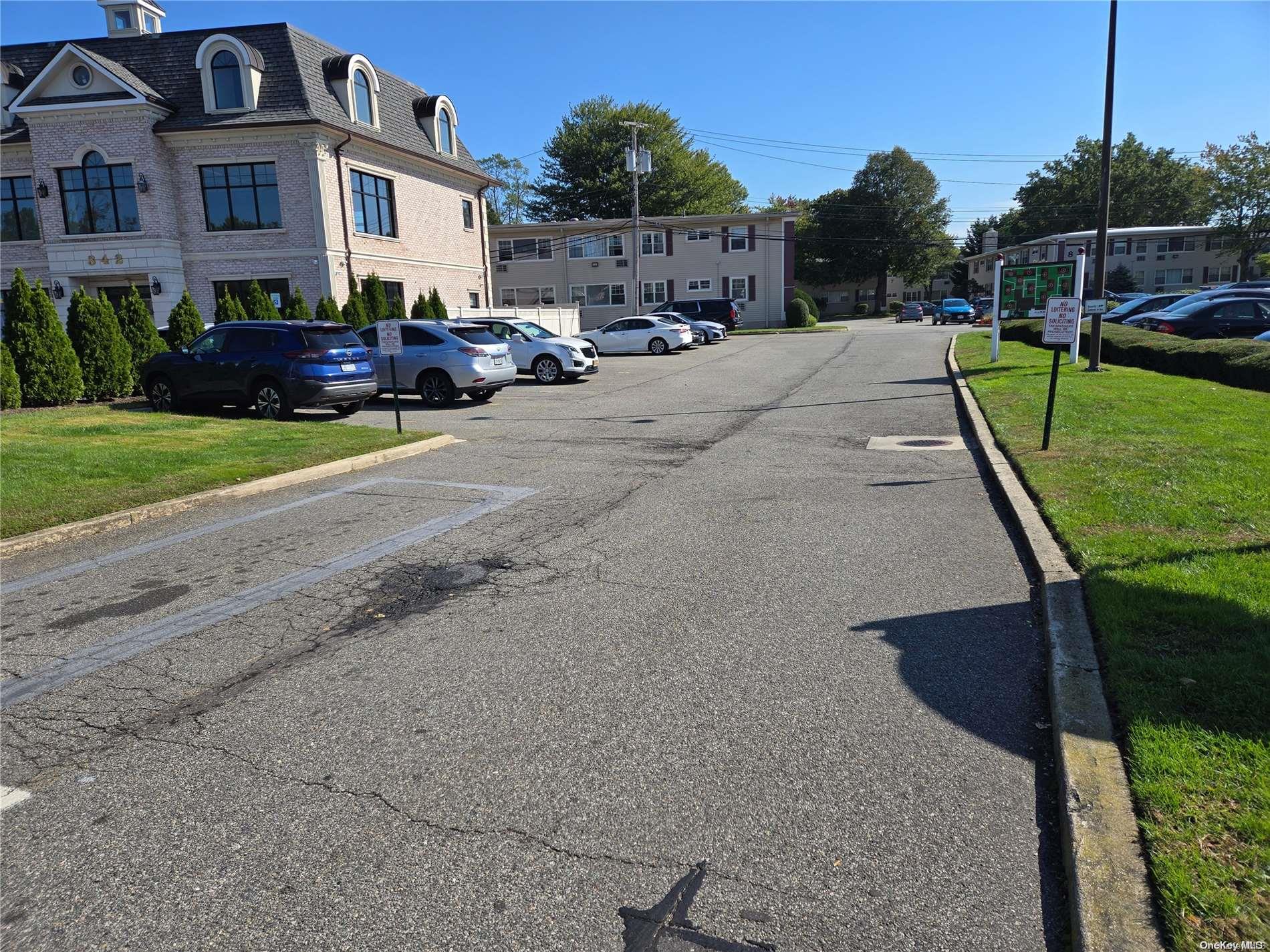 #5 photo, 342 Post Avenue, ナッソー郡 Westbury , NY 11590