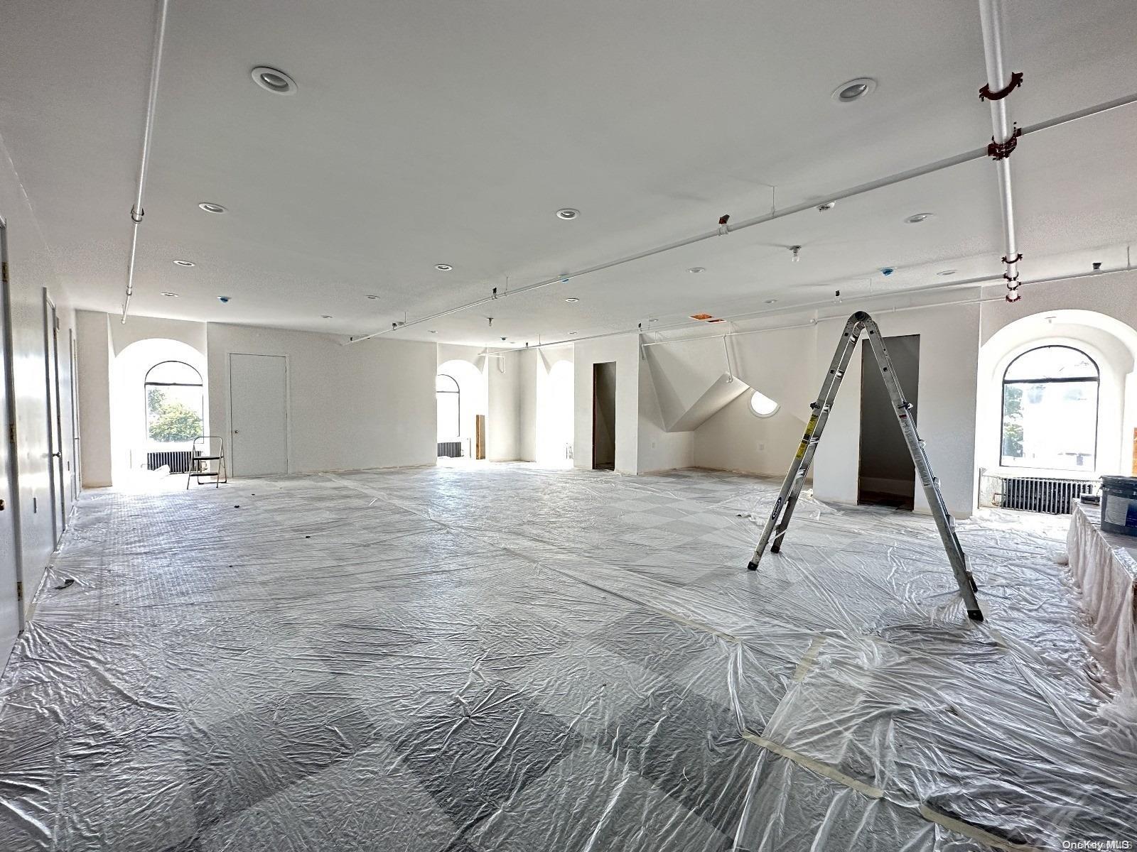 #7 photo, 342 Post Avenue, ナッソー郡 Westbury , NY 11590