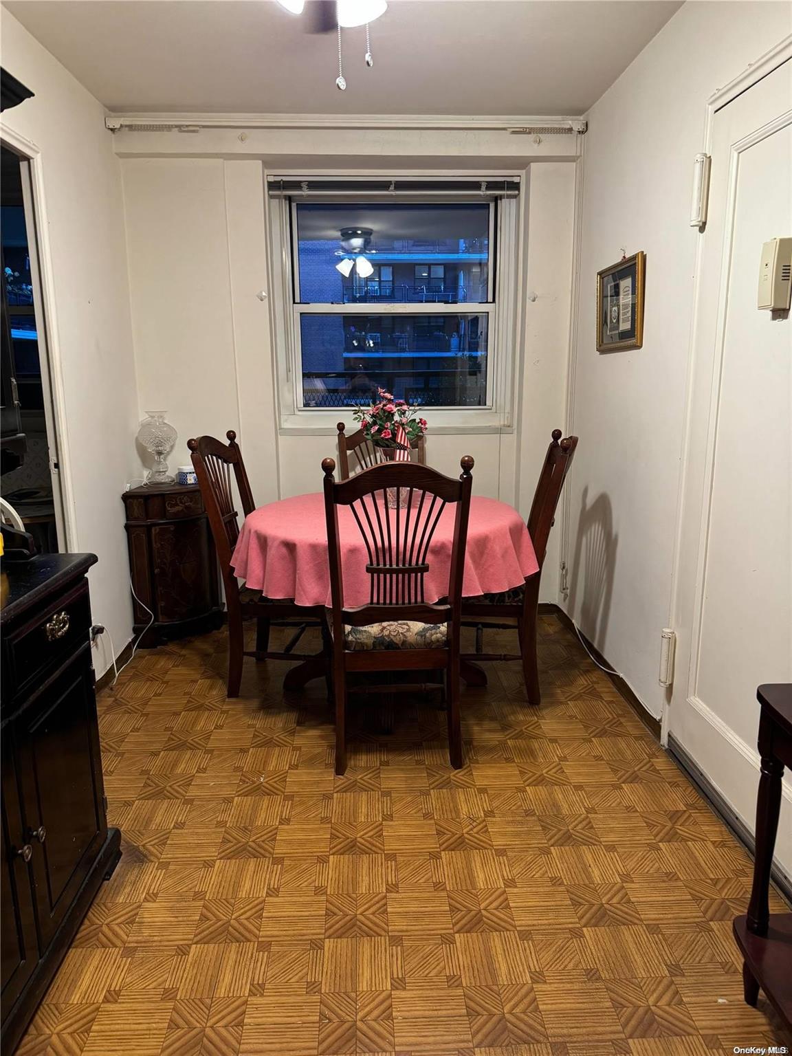 #9 photo, 35-31 85th Street, クイーンズ区 Jackson Heights , NY 11372