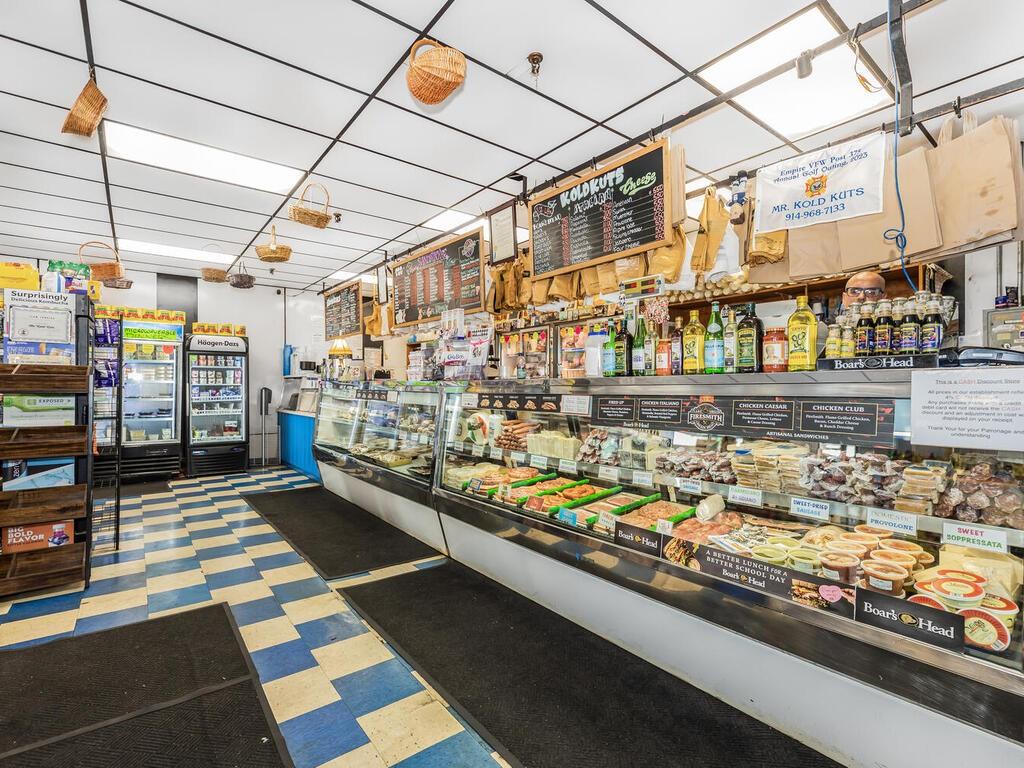 #17 photo, 786 Yonkers Avenue, Yonkers , NY 10704