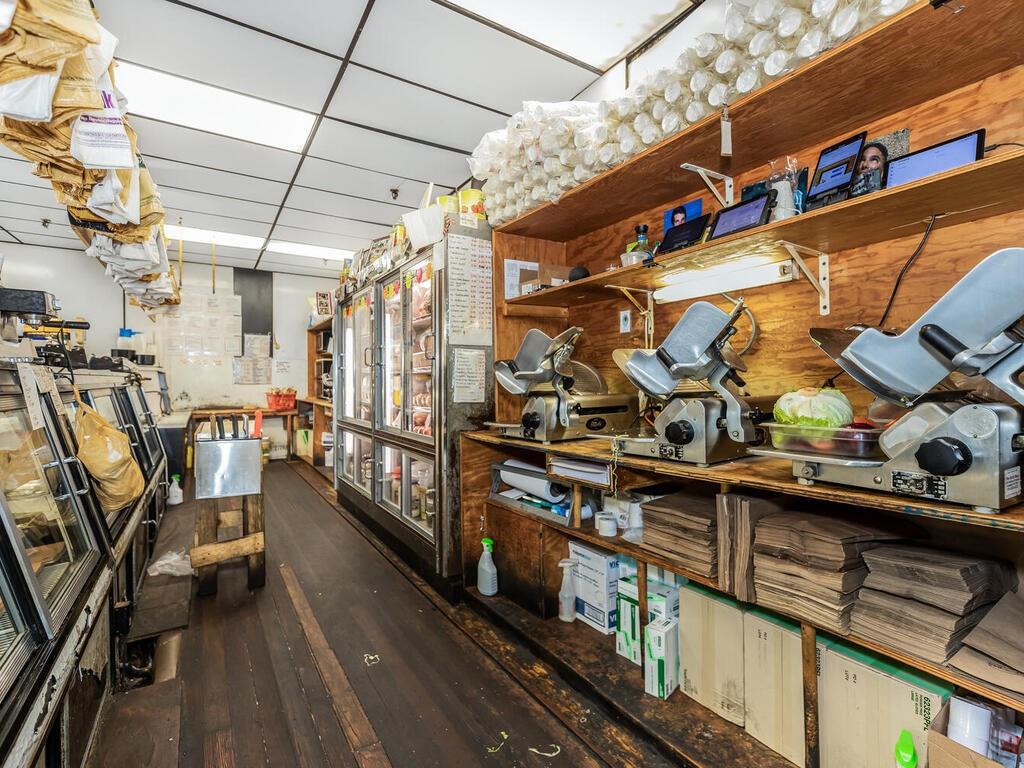 #19 photo, 786 Yonkers Avenue, Yonkers , NY 10704