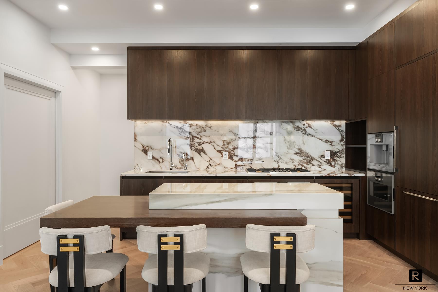 #8 photo, 171 W 57th Street, マンハッタン Midtown West , NY 10019