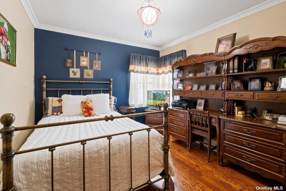 #8 photo, 157-23 24th Road, Whitestone , NY 11357