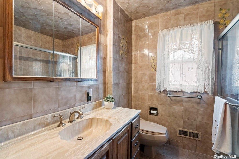 #9 photo, 157-23 24th Road, Whitestone , NY 11357