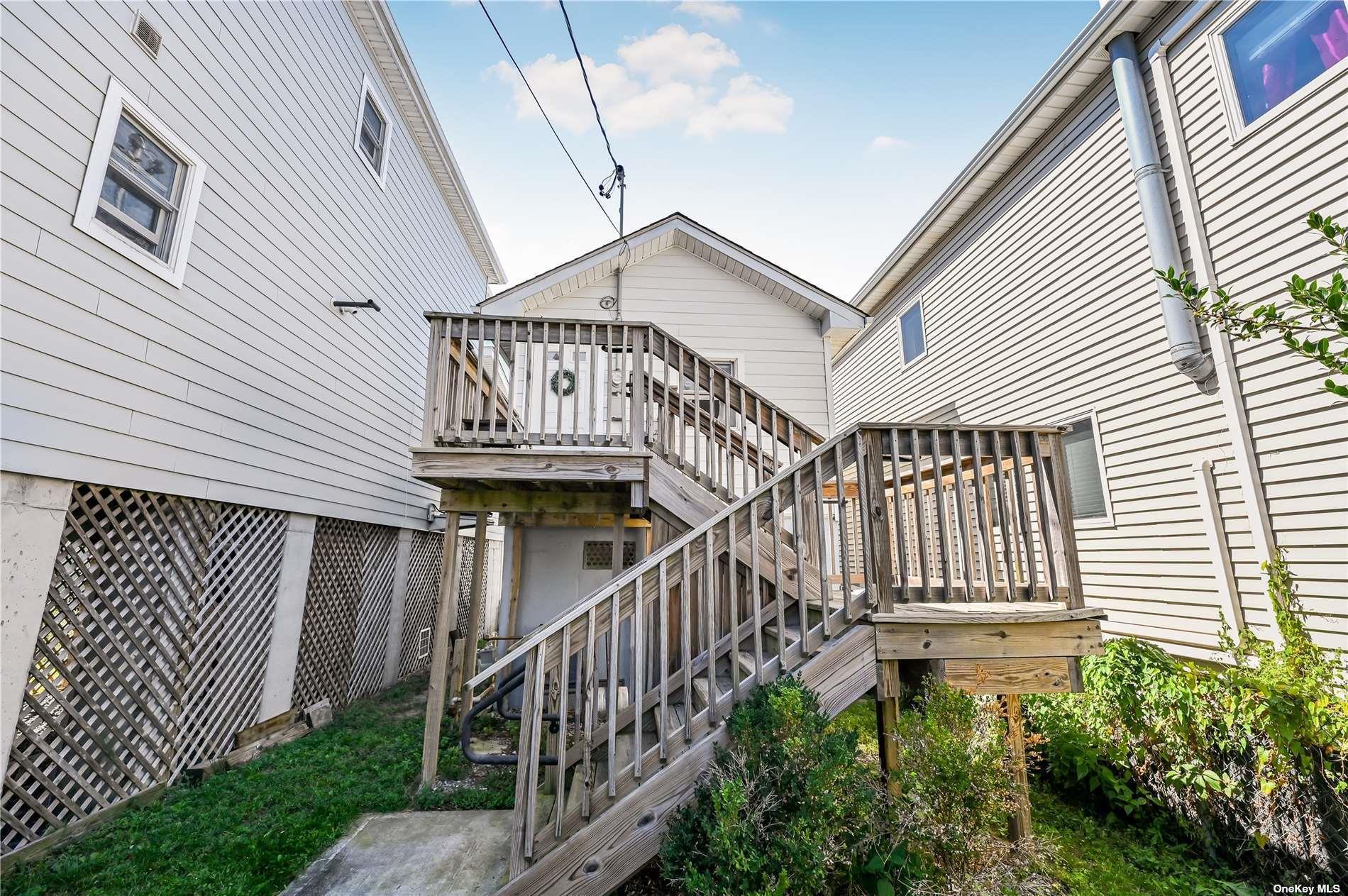 #7 photo, 99-65 Lockwood Court, Howard Beach , NY 11414