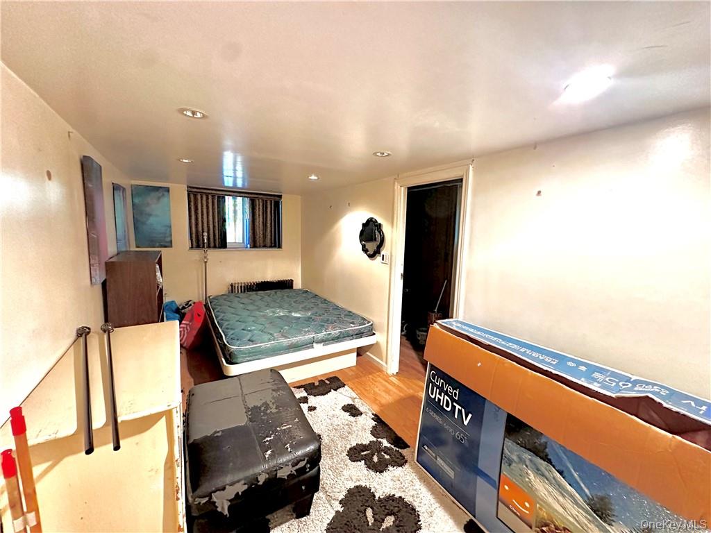 #12 photo, 677 E 38th Street, Бруклин ‖ Brooklyn , NY 11210