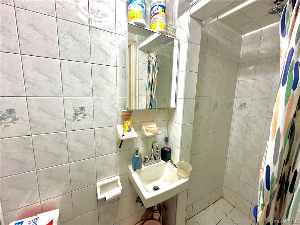 #14 photo, 677 E 38th Street, Бруклин ‖ Brooklyn , NY 11210