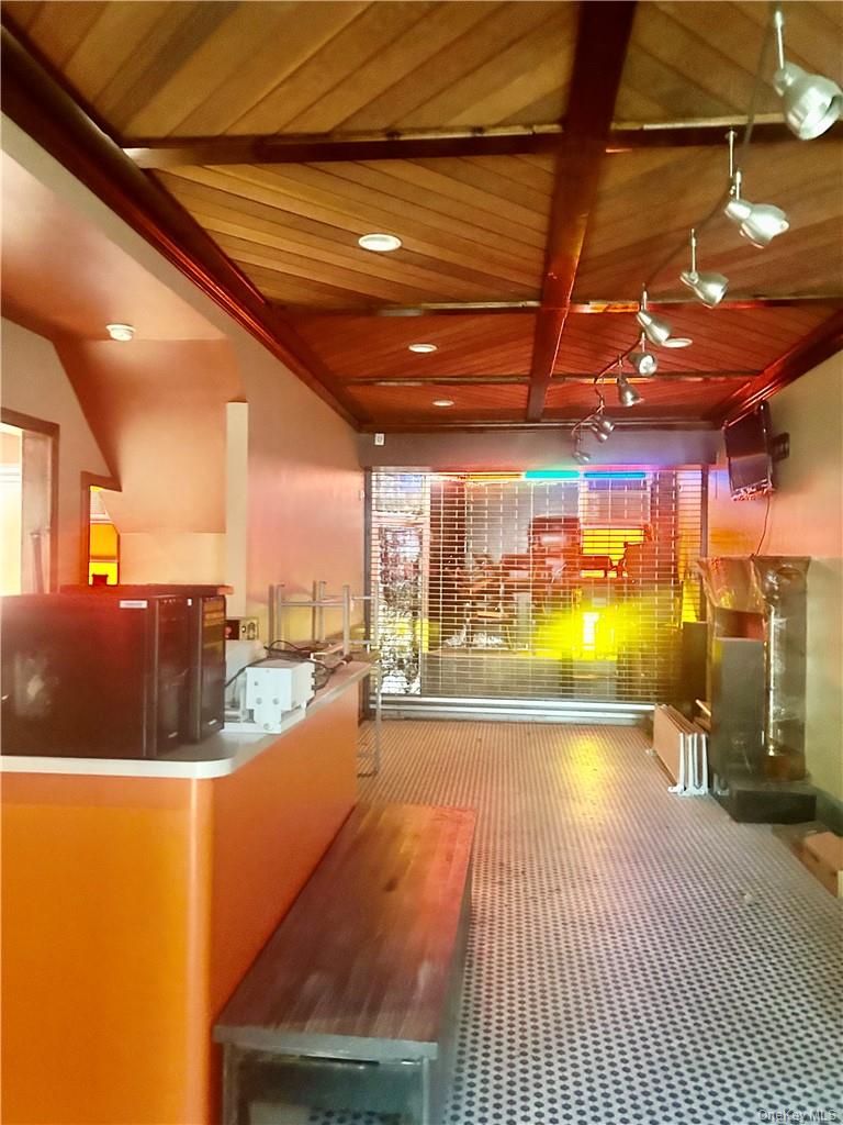 #4 photo, 267 / 269 City Island Avenue, ブロンクス区 Bronx , NY 10464