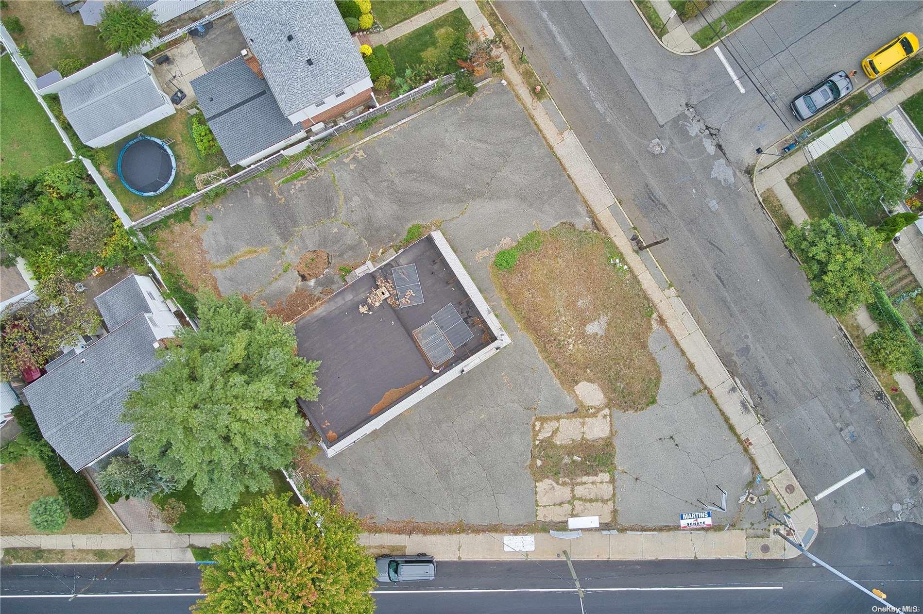 #5 photo, 400 Herricks Road, ナッソー郡 Mineola , NY 11501