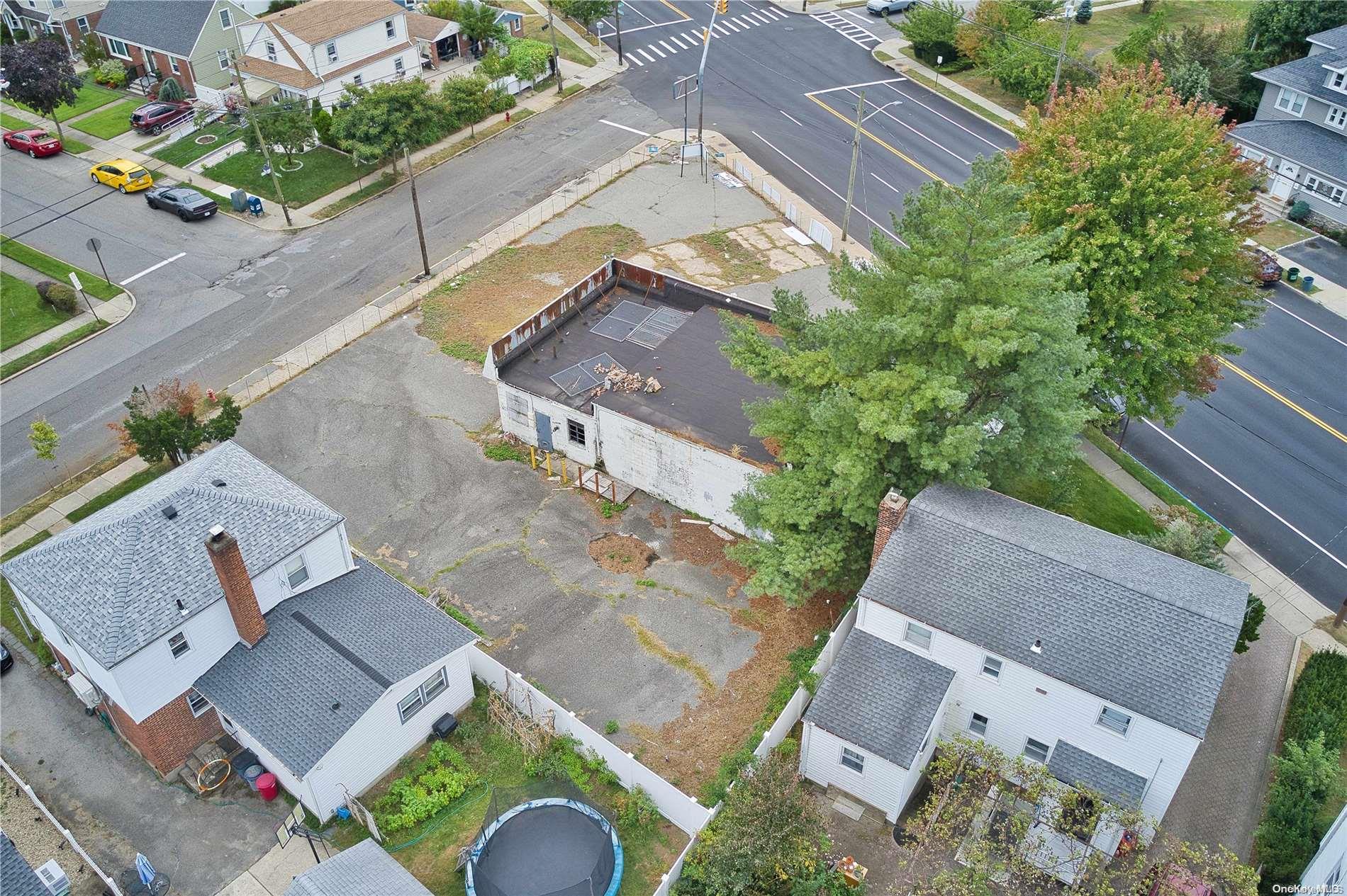 #7 photo, 400 Herricks Road, ナッソー郡 Mineola , NY 11501