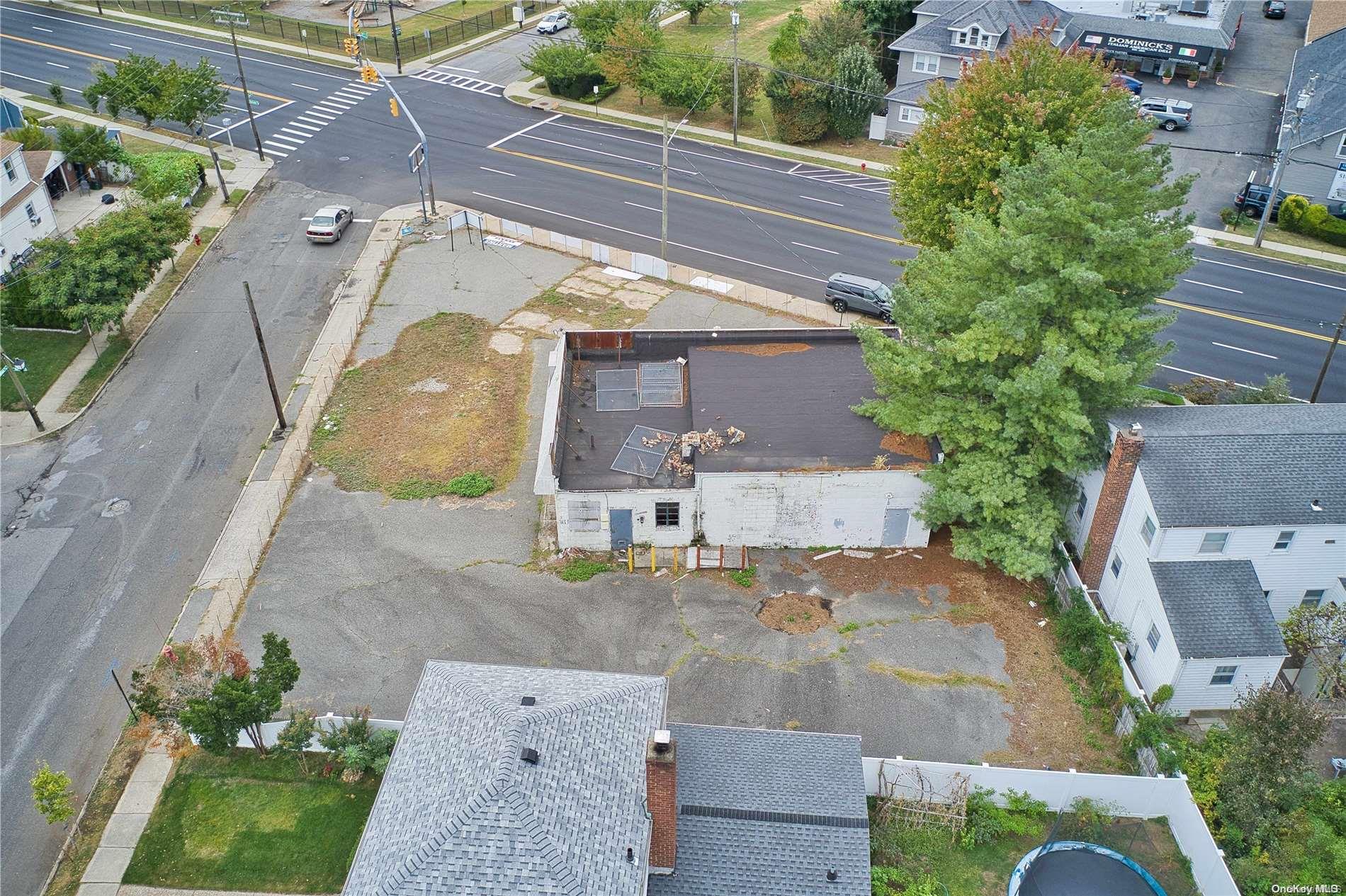 #8 photo, 400 Herricks Road, ナッソー郡 Mineola , NY 11501