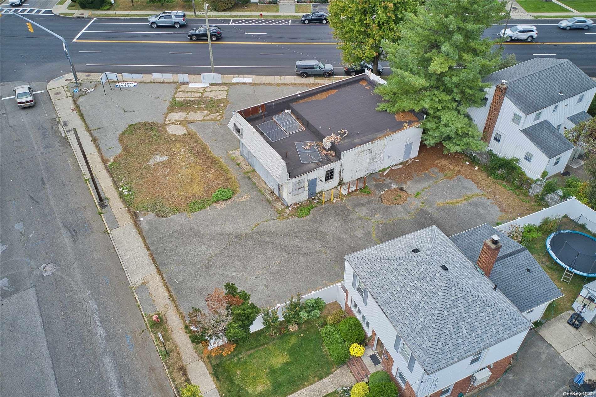 #9 photo, 400 Herricks Road, ナッソー郡 Mineola , NY 11501