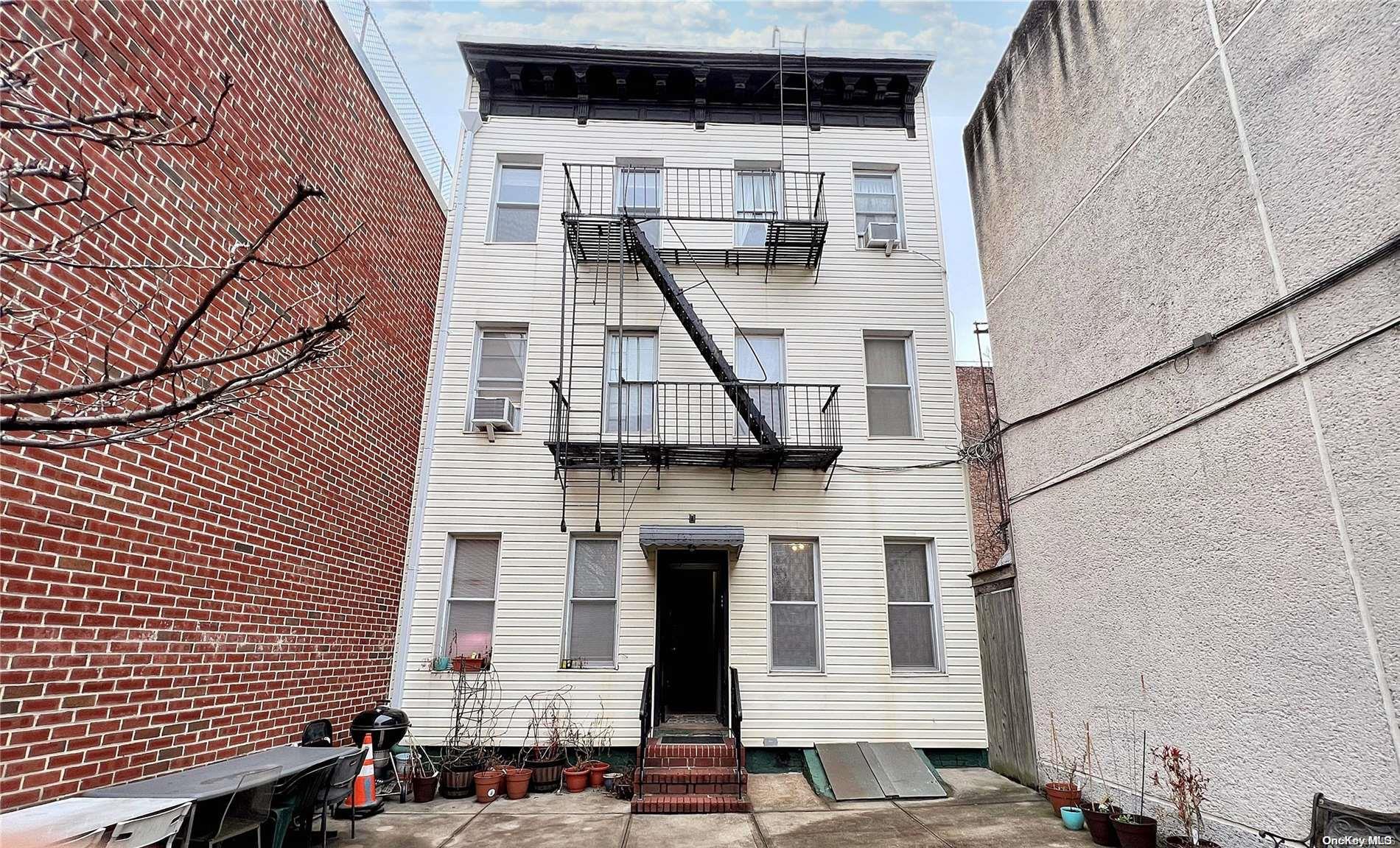 #2 photo, 127 N 4th Street, הברונקס Brooklyn , NY 11249