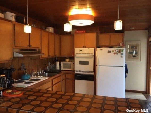 #4 photo, 18 Beachwold Avenue, Seaview , NY 11770