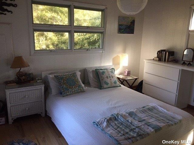 #5 photo, 18 Beachwold Avenue, Seaview , NY 11770