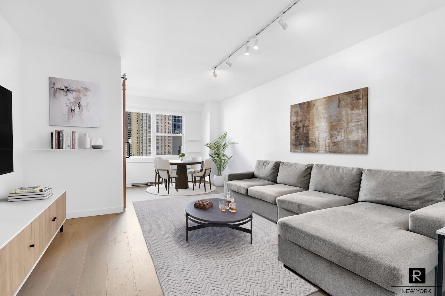 #1 photo, 155 E 34th Street, Murray Hill , NY 10016