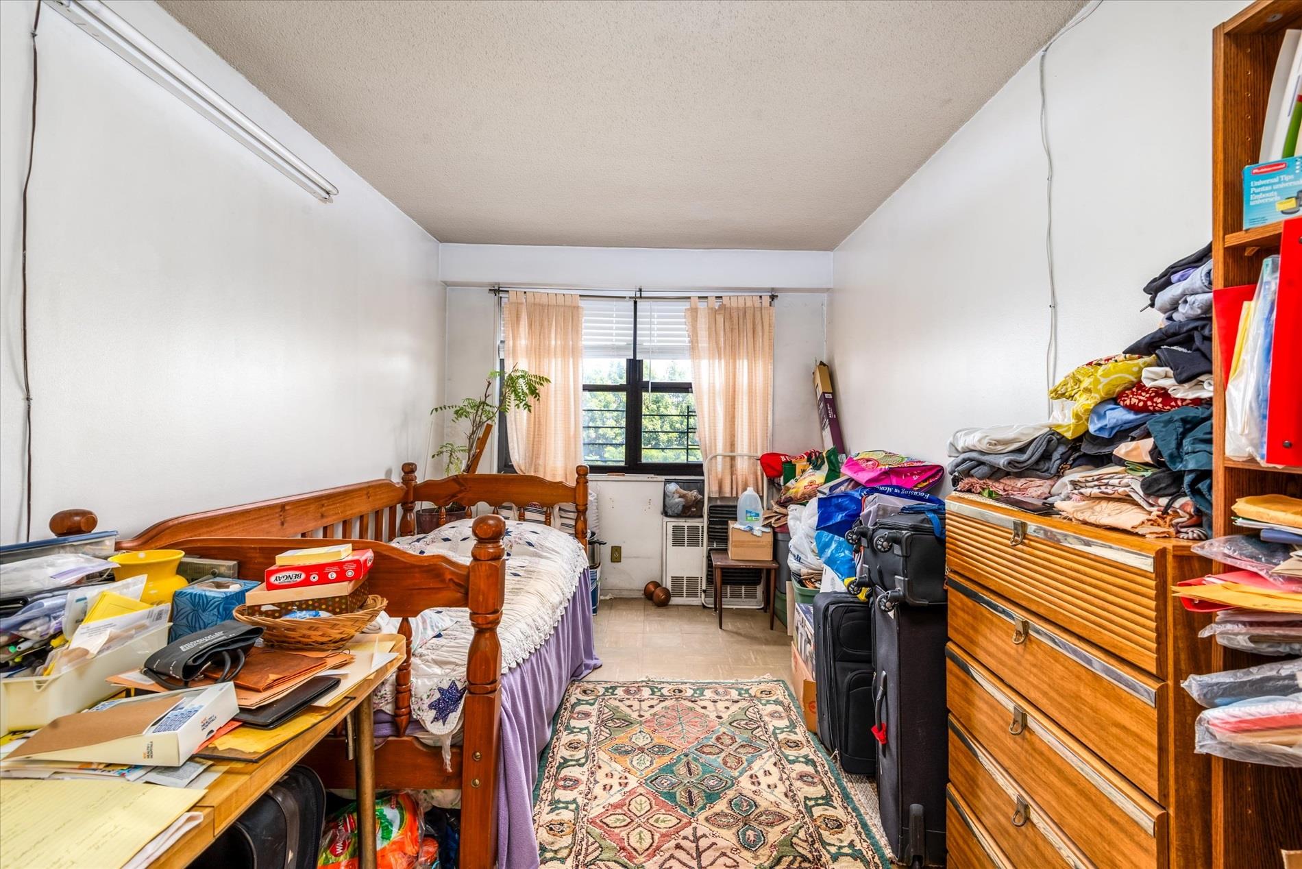 #15 photo, 86-18 57th Road, クイーンズ区 Elmhurst , NY 11373