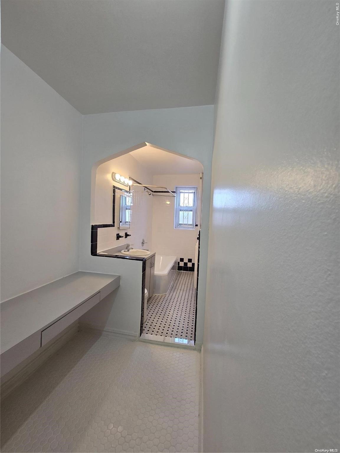 #5 photo, 65-41 Booth St, 皇后區 雷哥公園 Rego Park , NY 11374