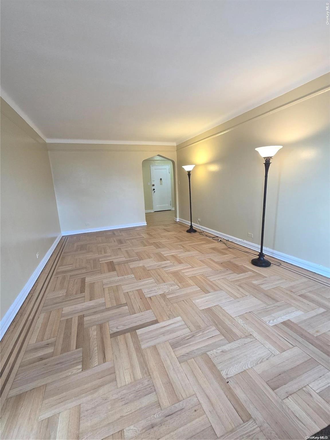 #8 photo, 65-41 Booth St, 皇后區 雷哥公園 Rego Park , NY 11374