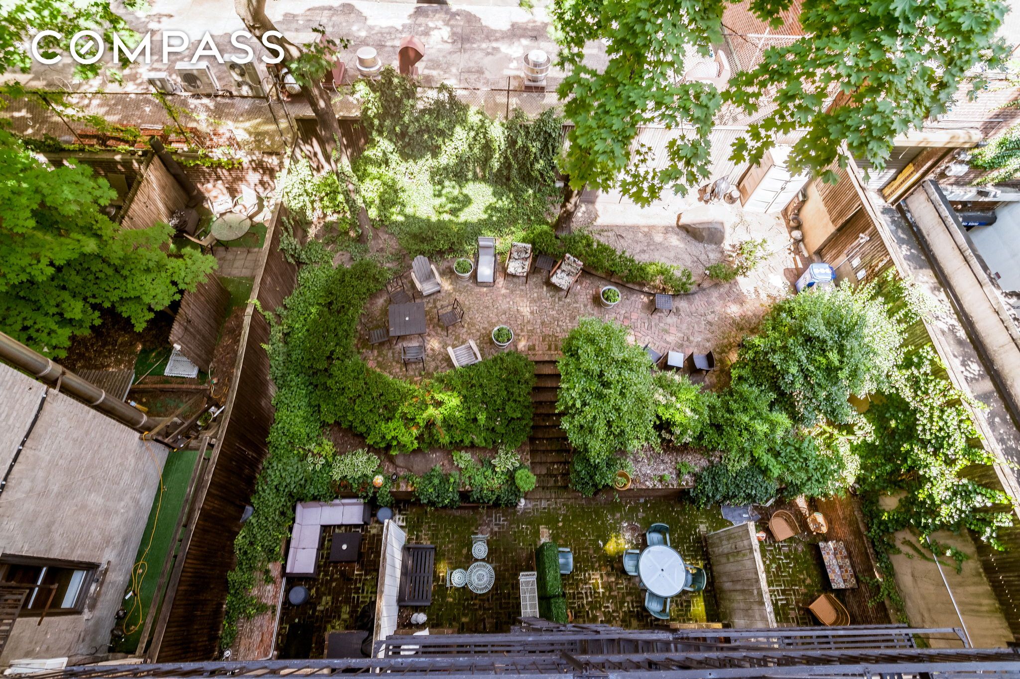 #8 photo, 425 E 78th Street, 맨해튼 Upper East Side , NY 10075