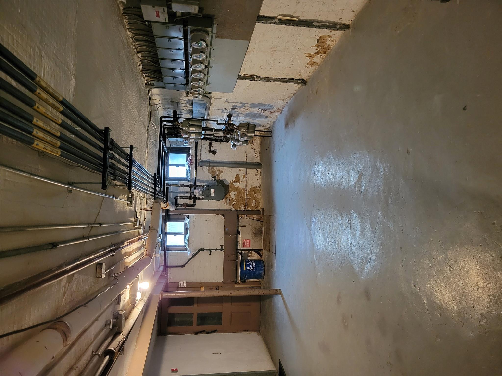 #5 photo, 18-58 Cornelia Street, クイーンズ区 Ridgewood , NY 11385