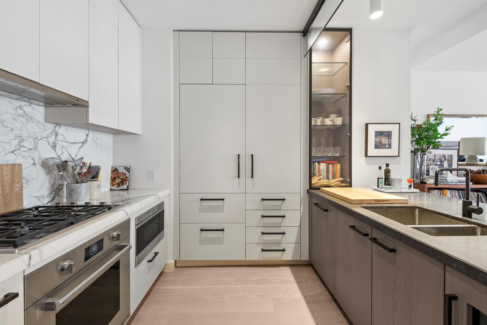 #8 photo, 438 E 12TH Street, マンハッタン East Village , NY 10009