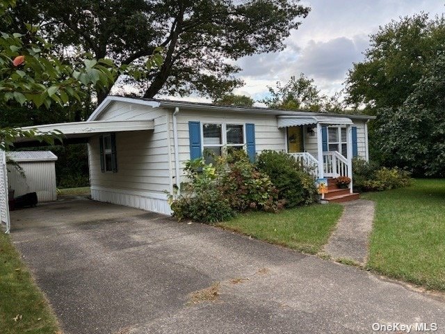 #1 photo, 1661-390 Old Country Road, Riverhead , NY 11901