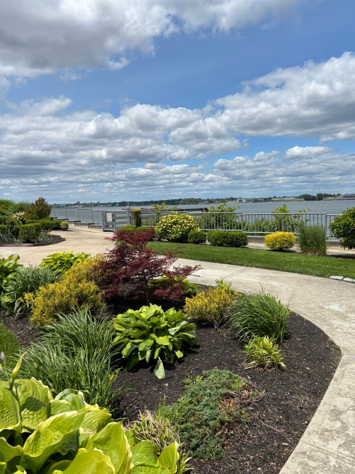 #15 photo, 162-41 Powells Cove Boulevard, クイーンズ区 Beechhurst , NY 11357