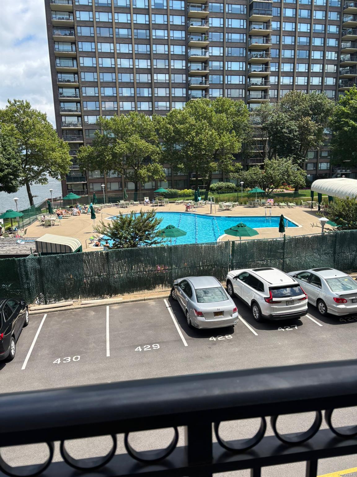 #18 photo, 162-41 Powells Cove Boulevard, クイーンズ区 Beechhurst , NY 11357