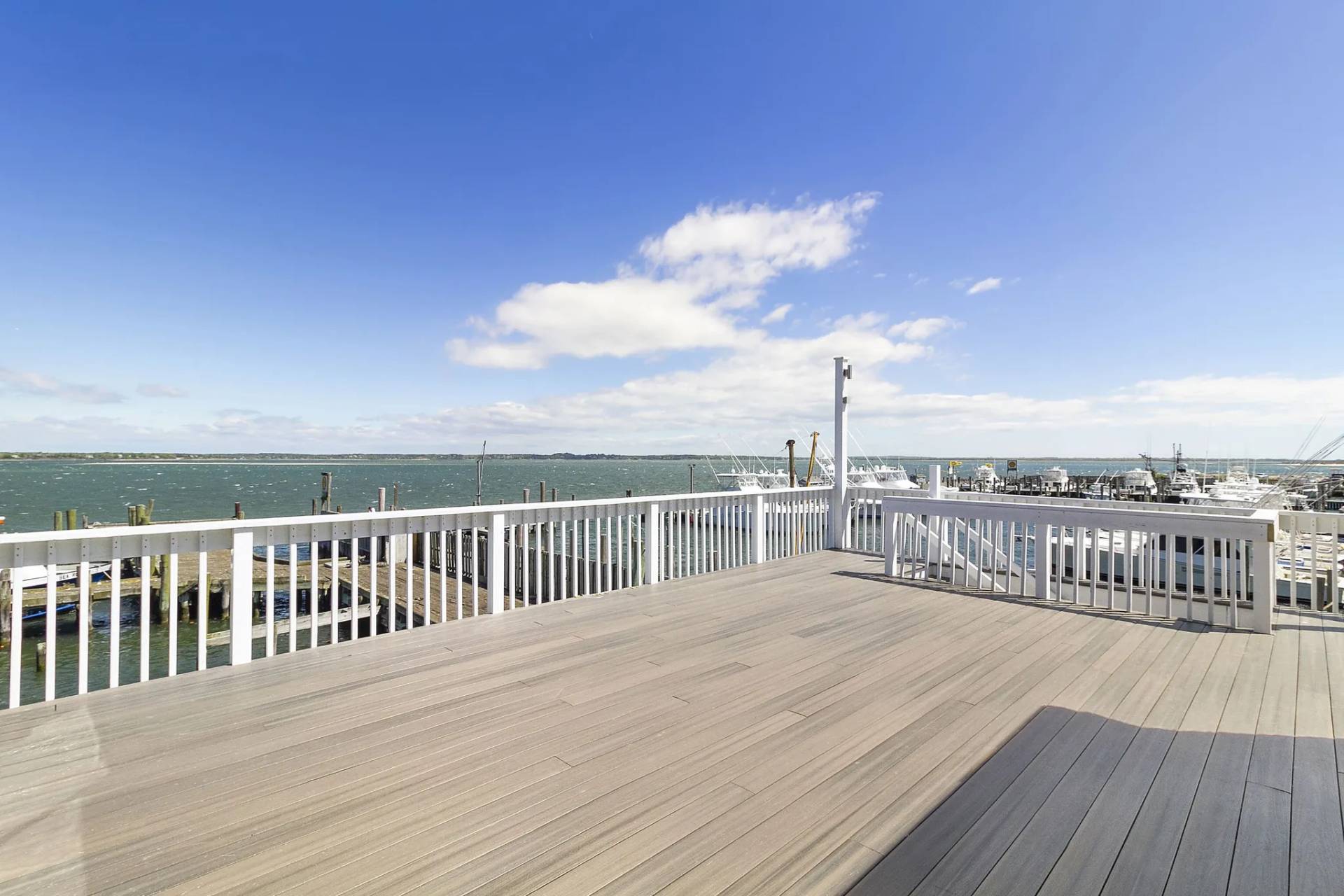 #17 photo, 363 Beach Road, サフォーク郡 Hampton Bays , NY 11946