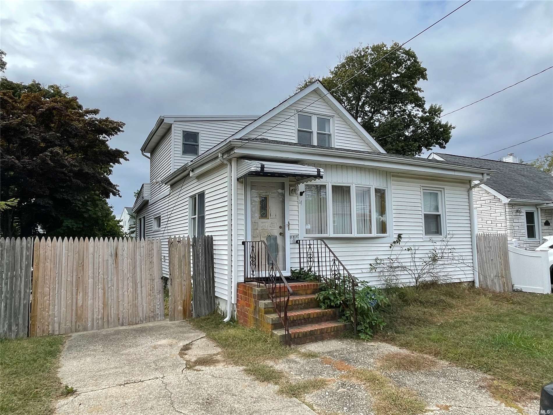 #1 photo, 14 Stone Boulevard, Massapequa , NY 11758