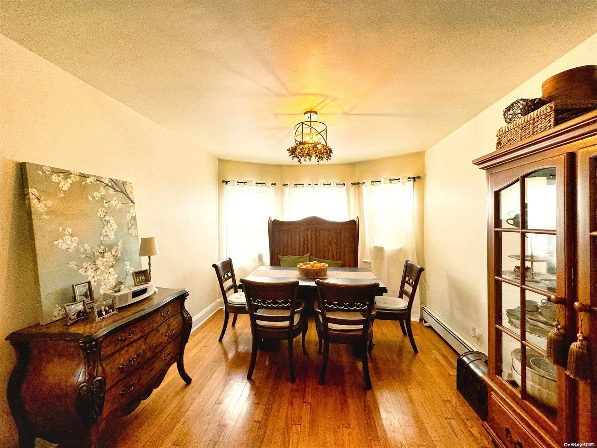 #10 photo, 768 S Hickory Street, সাফোক কাউন্টি Lindenhurst , NY 11757