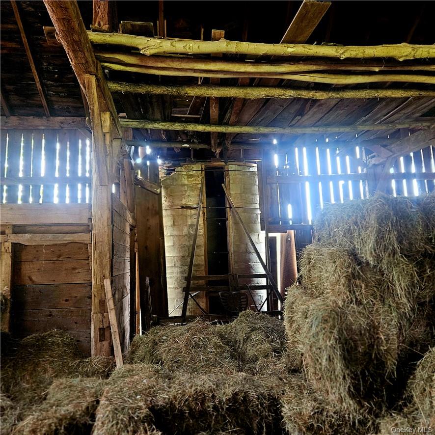 #8 photo, 301 & 305 Hust, Jeffersonville , NY 12748