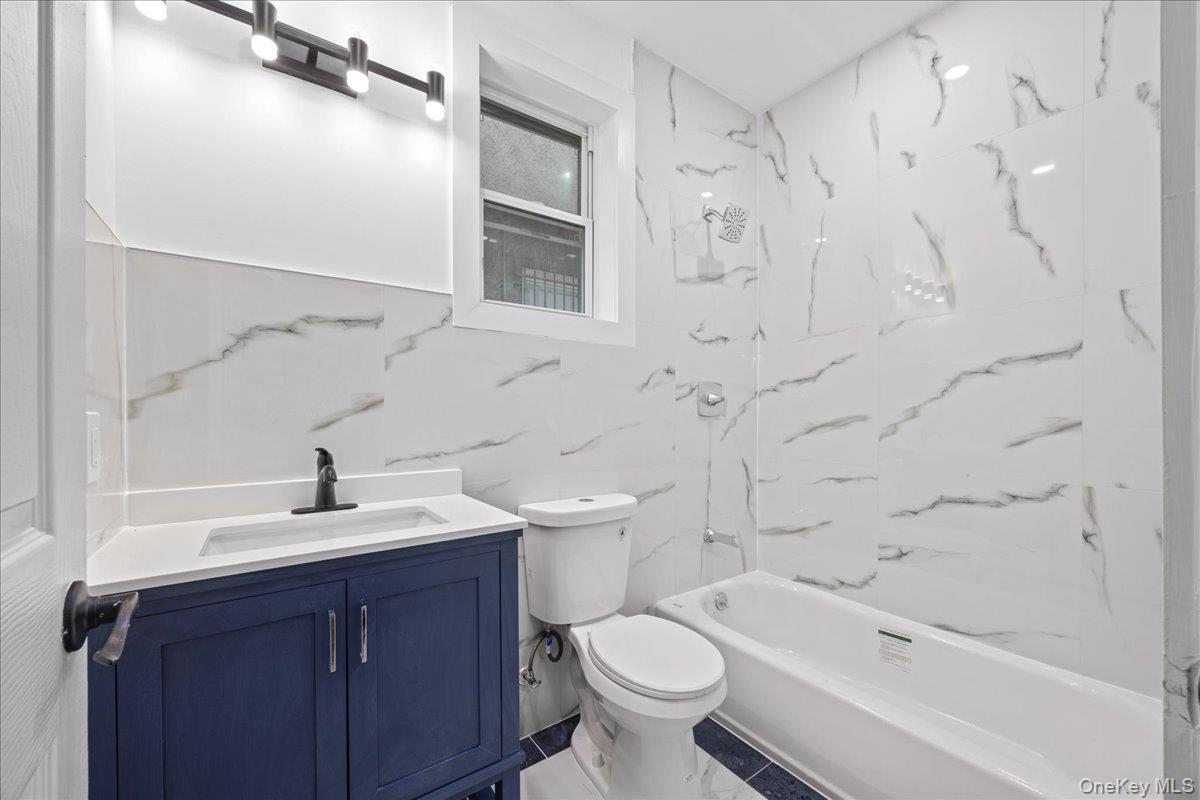 #14 photo, 588 Van Nest Avenue, Bronx , NY 10460