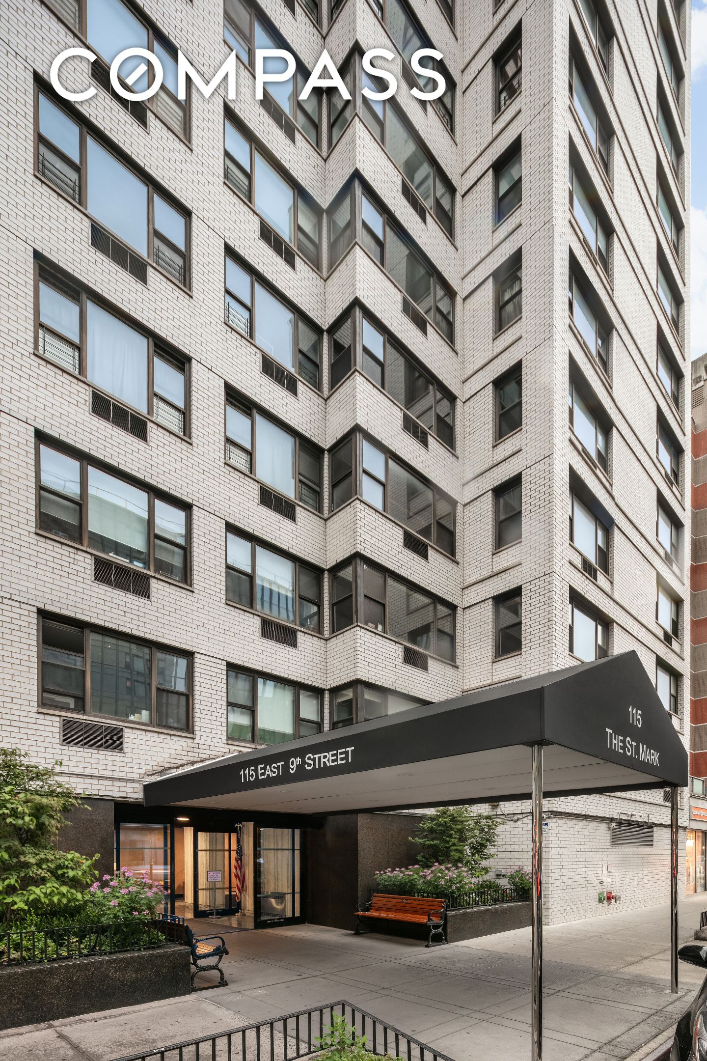 #16 photo, 115 E 9th Street, マンハッタン Greenwich Village , NY 10003