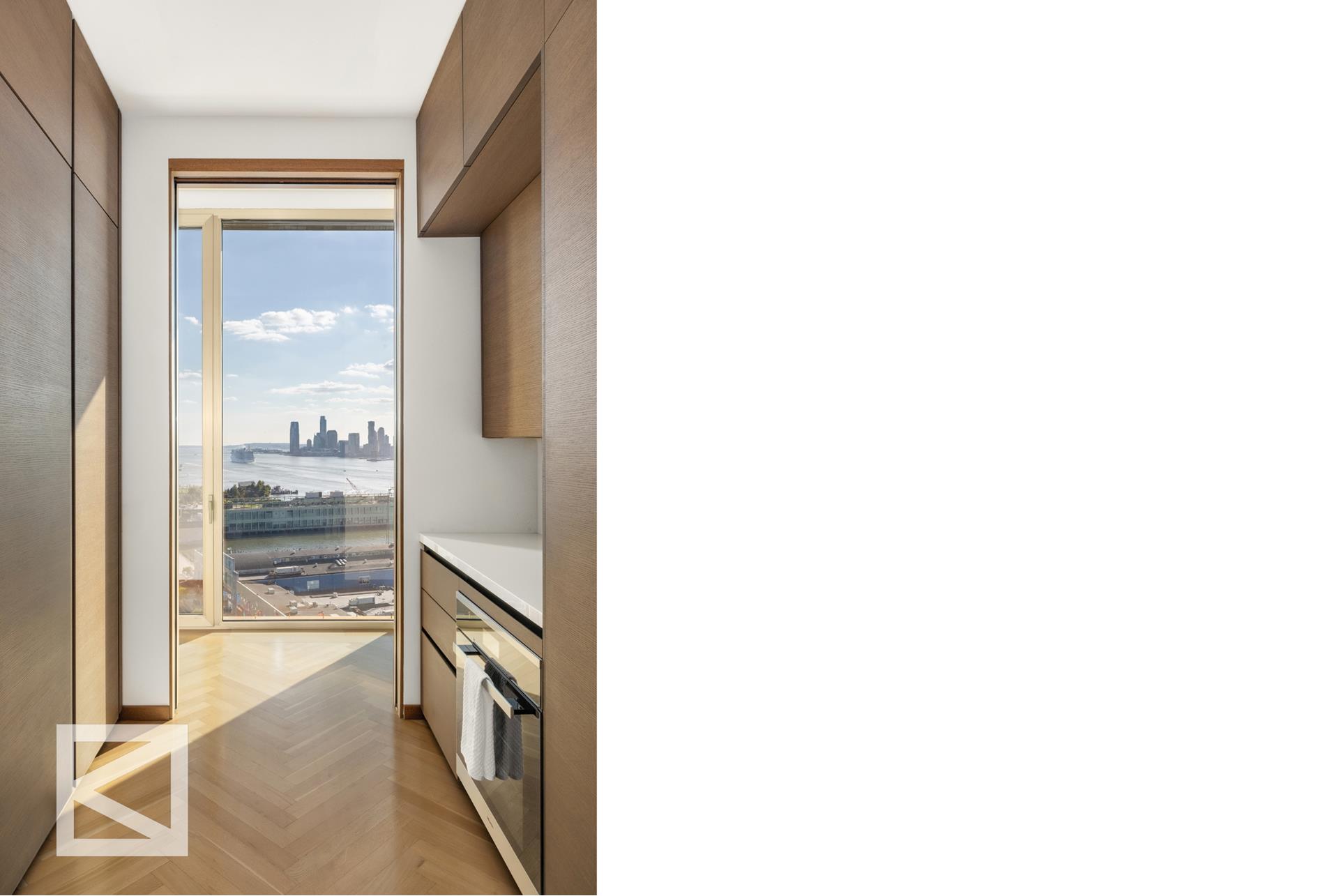 #23 photo, 551 W 21ST Street, マンハッタン Chelsea , NY 10011