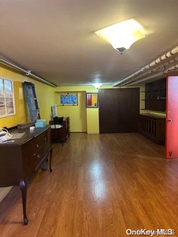 #13 photo, 30-26 43rd Street, クイーンズ区 Astoria , NY 11103