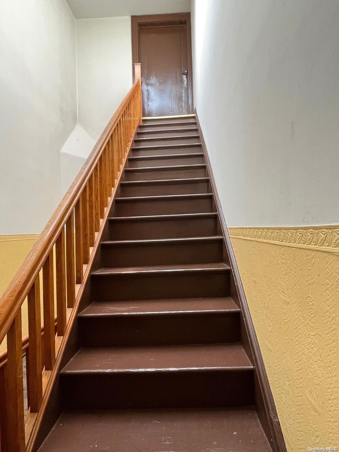 #4 photo, 30-26 43rd Street, クイーンズ区 Astoria , NY 11103